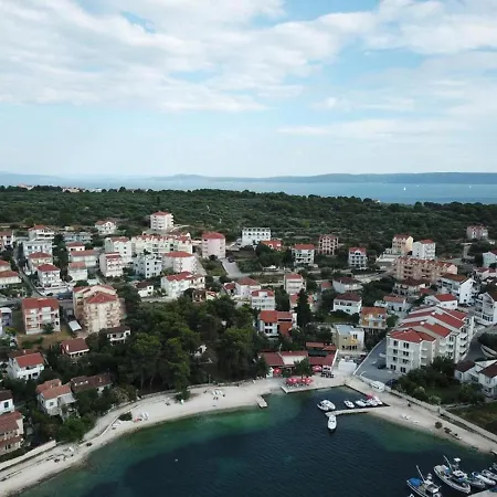 Apartament Gina *
