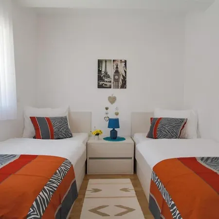 Apartament Gina